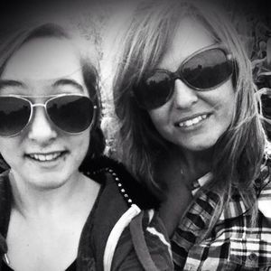 Meet your Posher, Delana